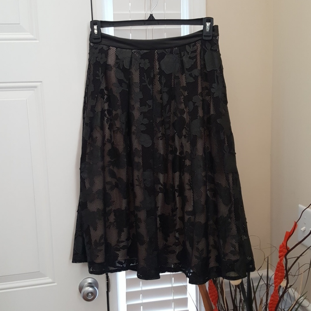 Black skirt